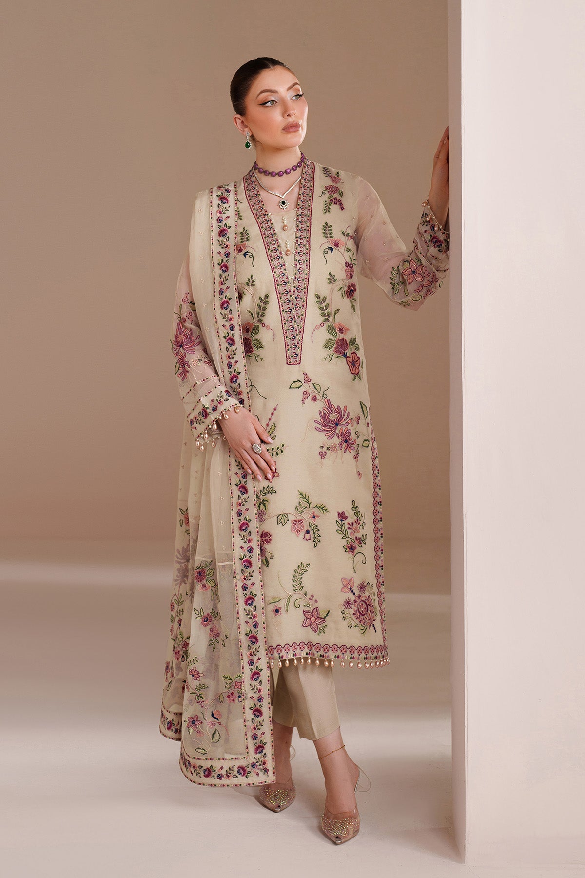 AF-BDHG-5041-Victoria semi-formal. Bamber Chiffon / Raw Silk / Organza. Available Unstitched.