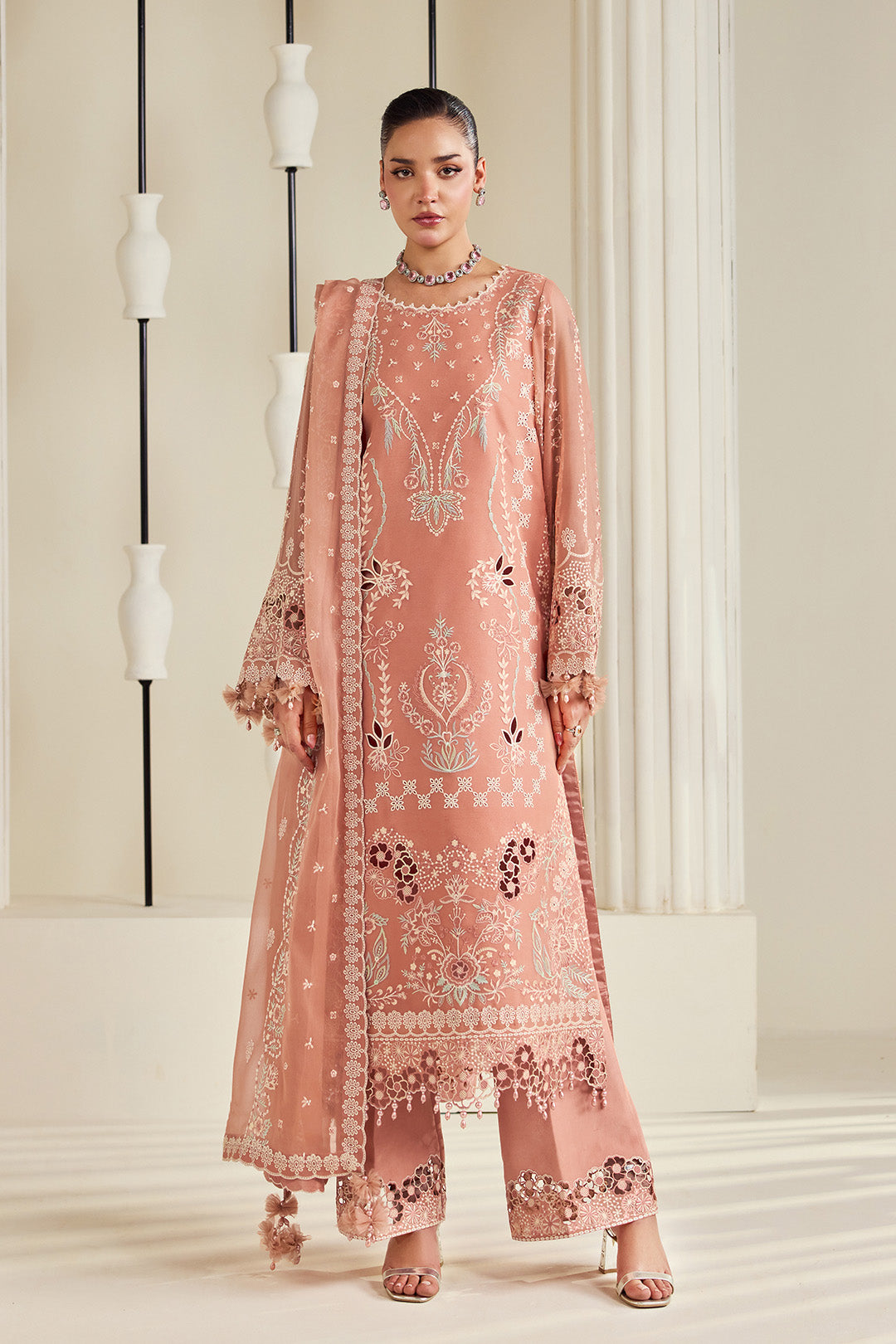 AF-DHG-5045-Sorah semi-formal. Raw Silk / Chiffon / Organza. Available Unstitched.