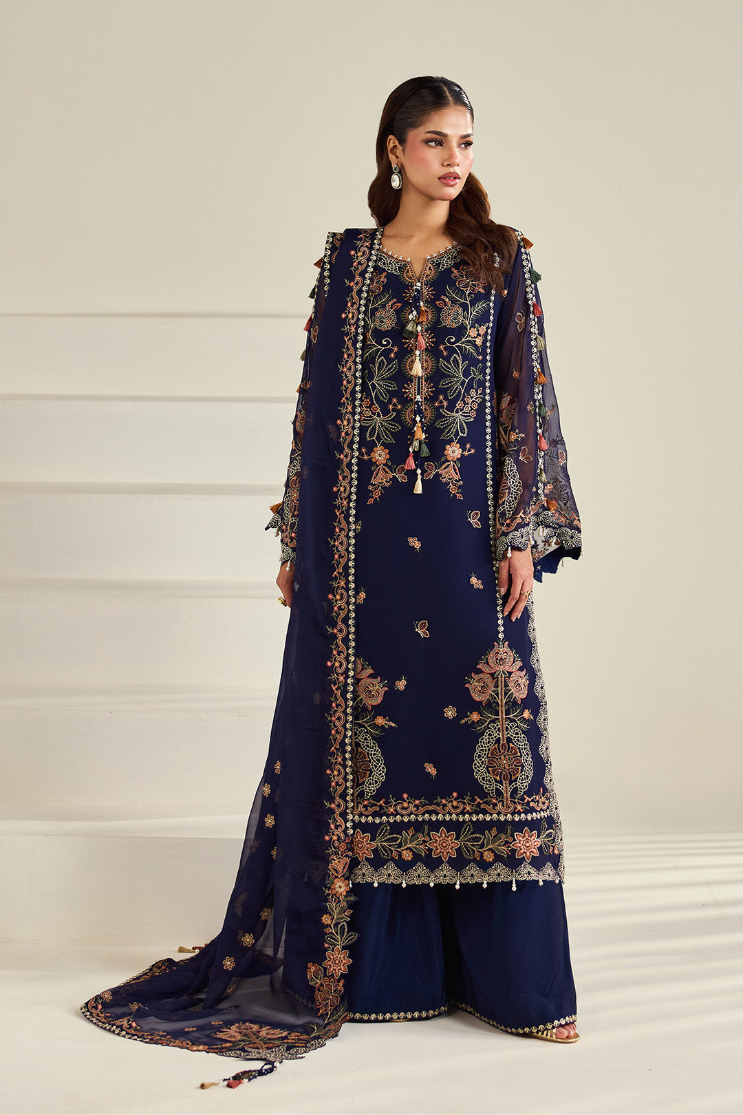 AF-DHG-5054-Anvah semi-formal. Chiffon. Available Unstitched.