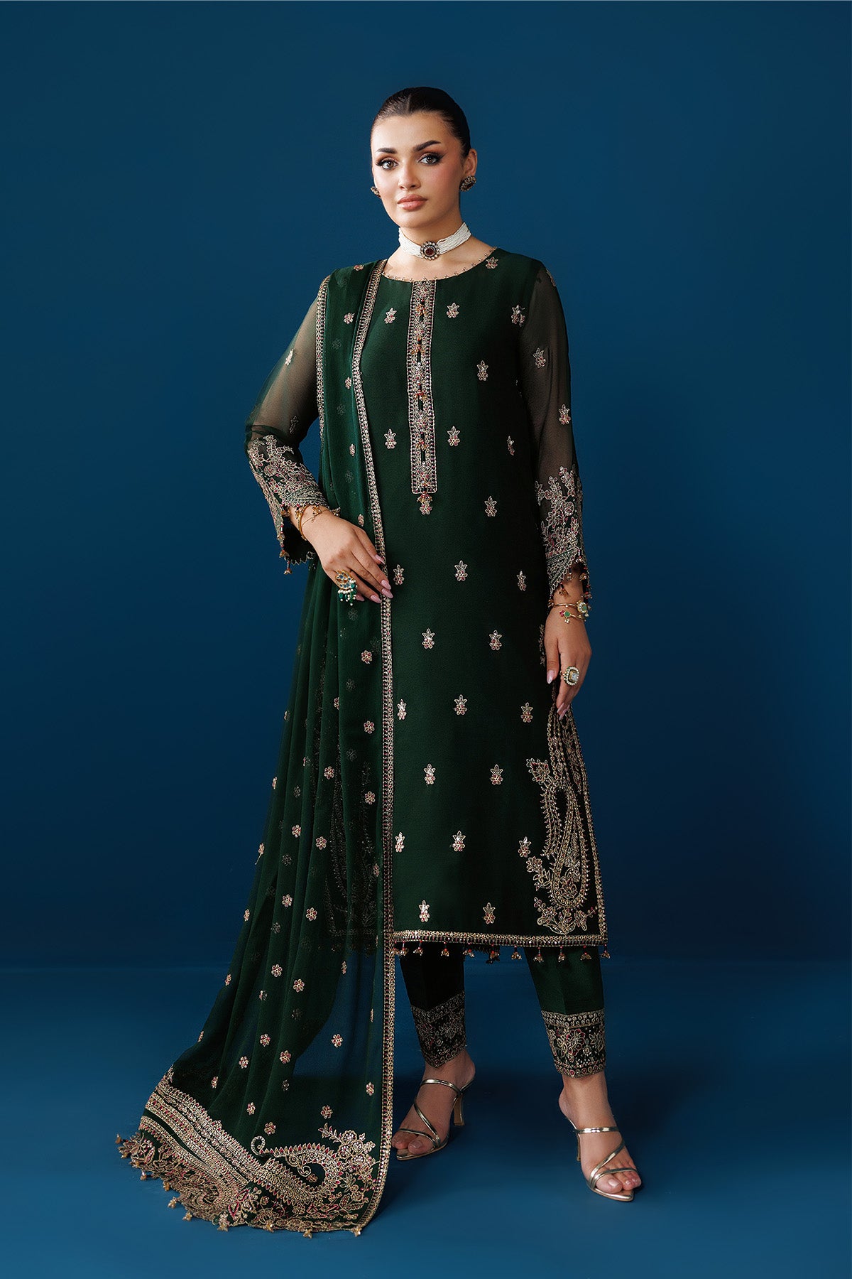 AF-DUA-3032-Regal Green semi-formal. Chiffon / Organza. Available Unstitched.