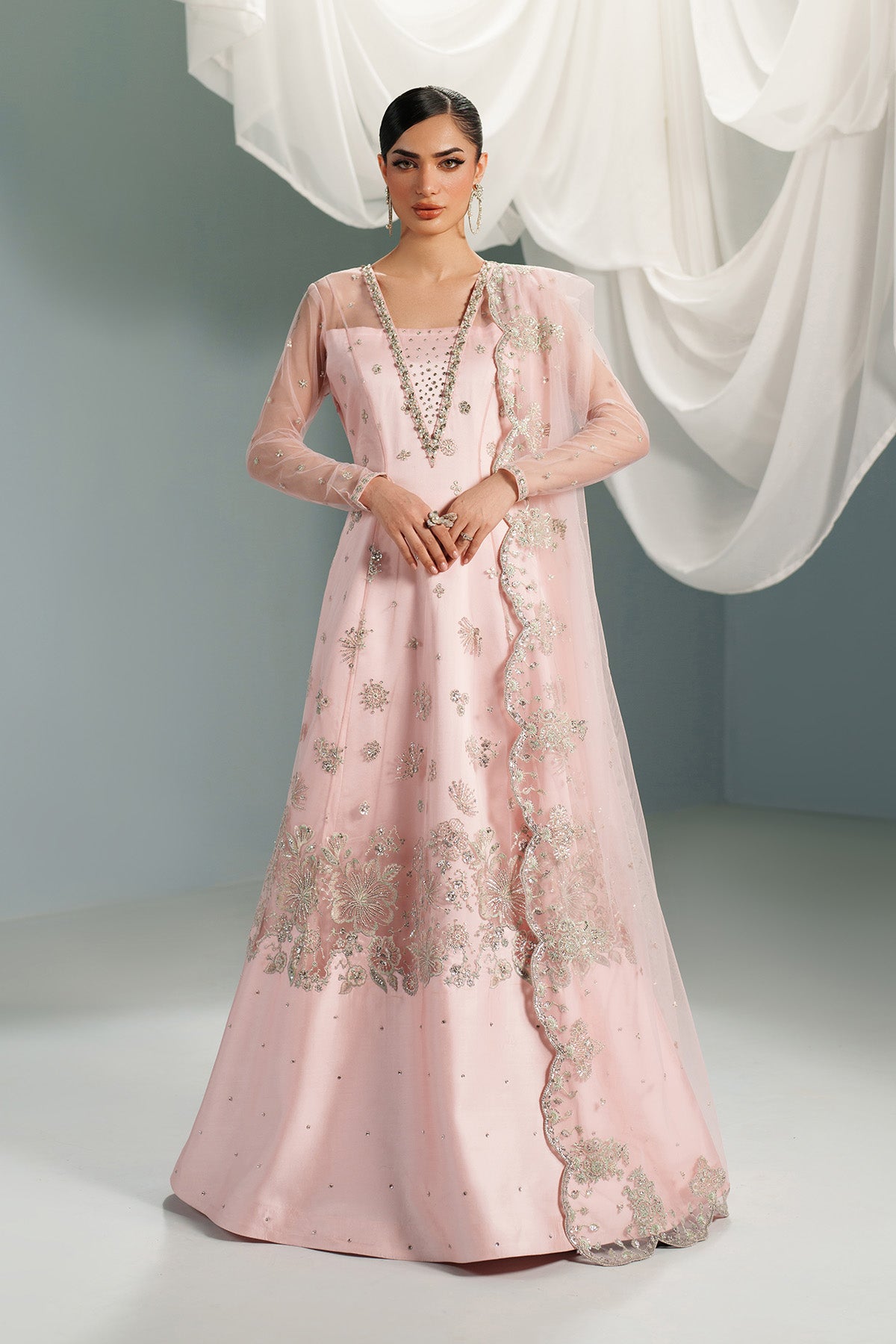 AF-NHM-4061-Garnet semi-formal. Shamoz / Net. Available Unstitched.