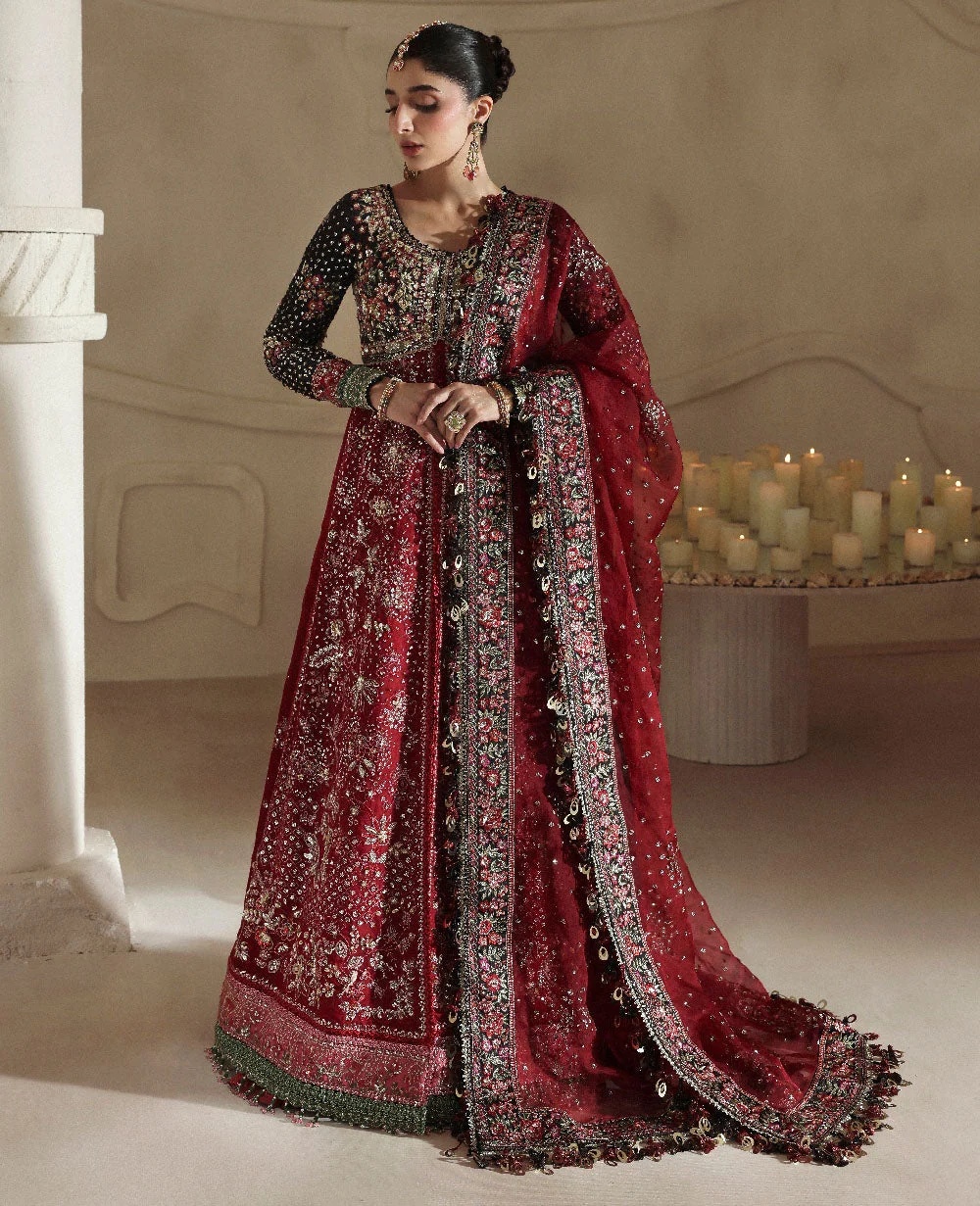 Lucienne pakistani fashion outfit in black tones.