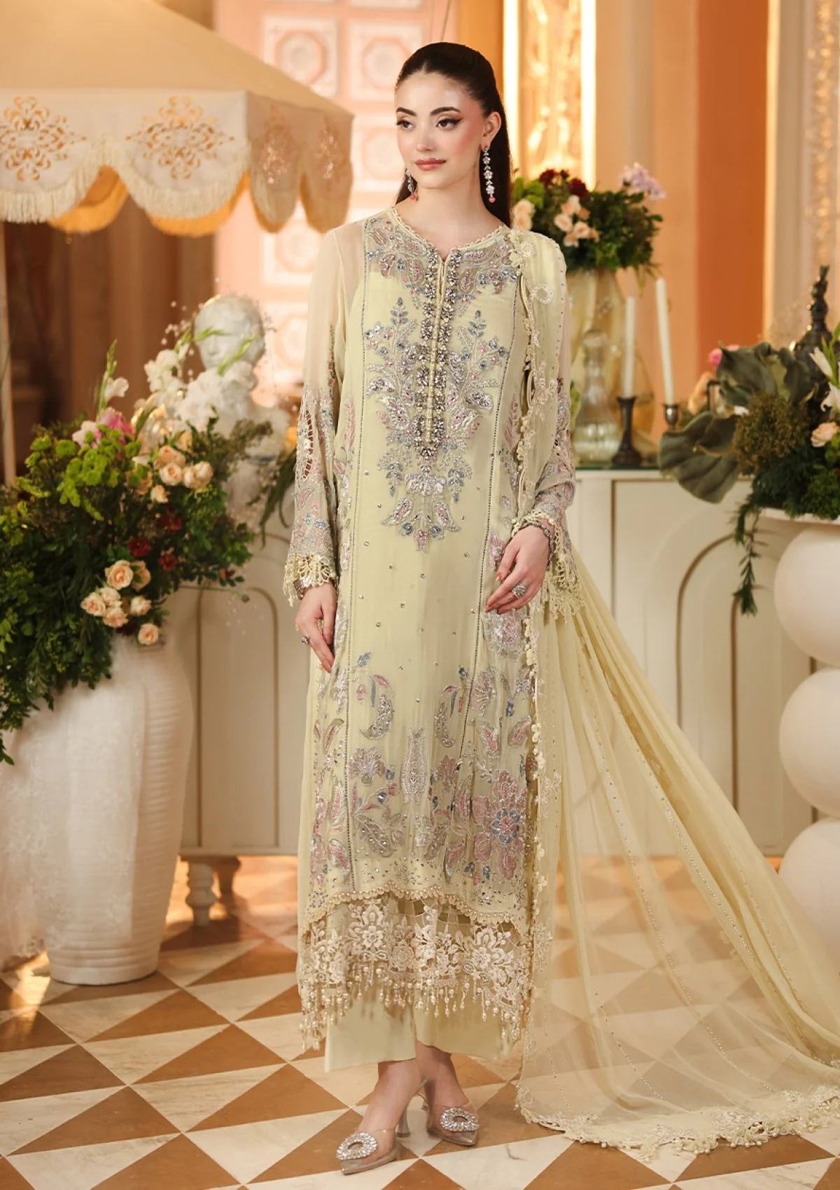 Maria B LIME YELLOW pakistani fashion outfit in yellow tones.