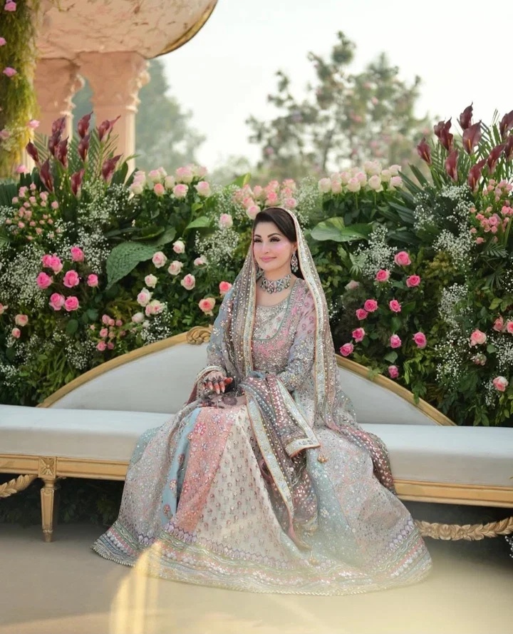 NOMI ANSARI – MARYAM NAWAZ SHARIF clothing in pink, mint tones.