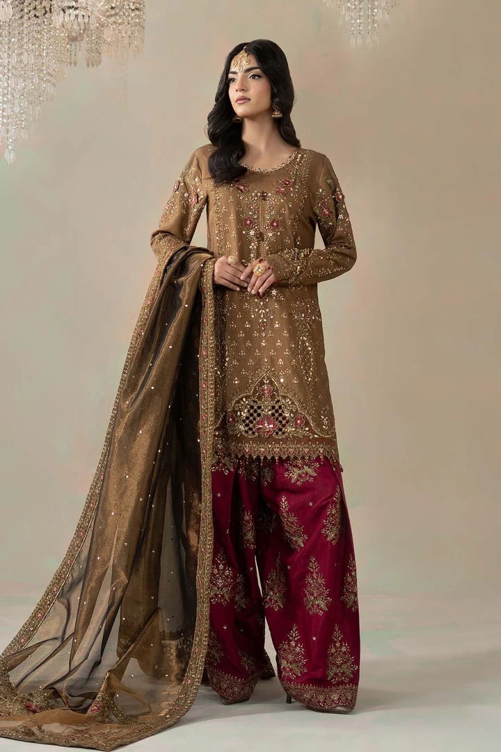 SOIREE D4 pakistani fashion outfit with coordinated formal styling.