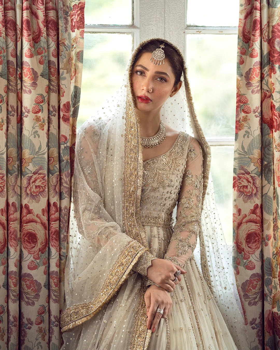 Anamta pakistani fashion outfit in ivory tones.