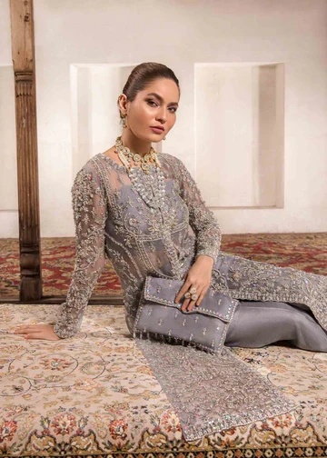 Chandi clothing in grey tones.