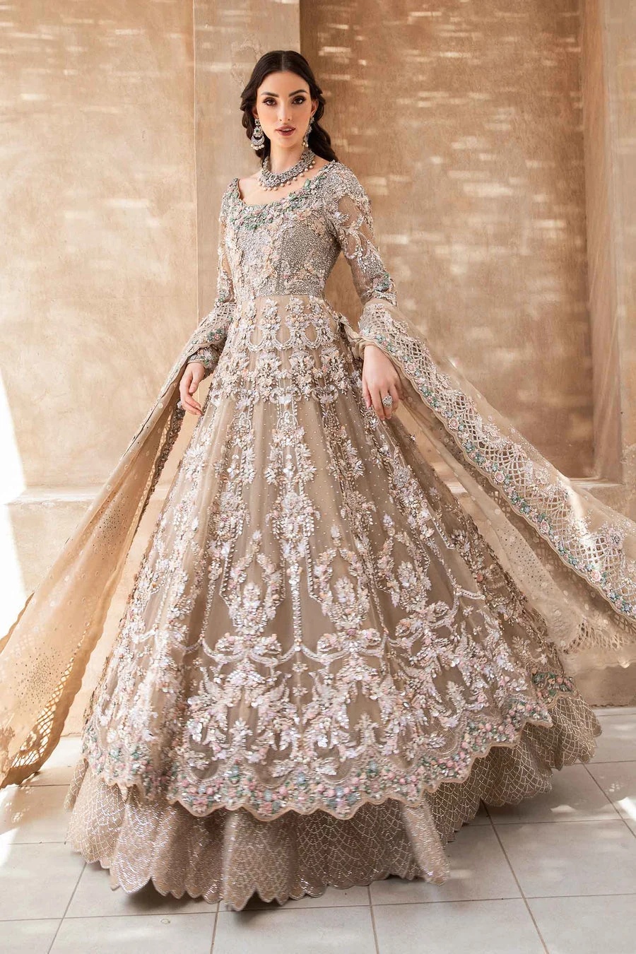 EX-151 pakistani fashion outfit in peach tones.