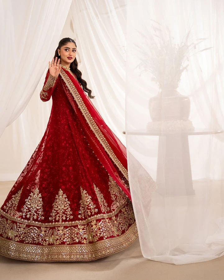 Gul pakistani fashion outfit with coordinated formal styling.