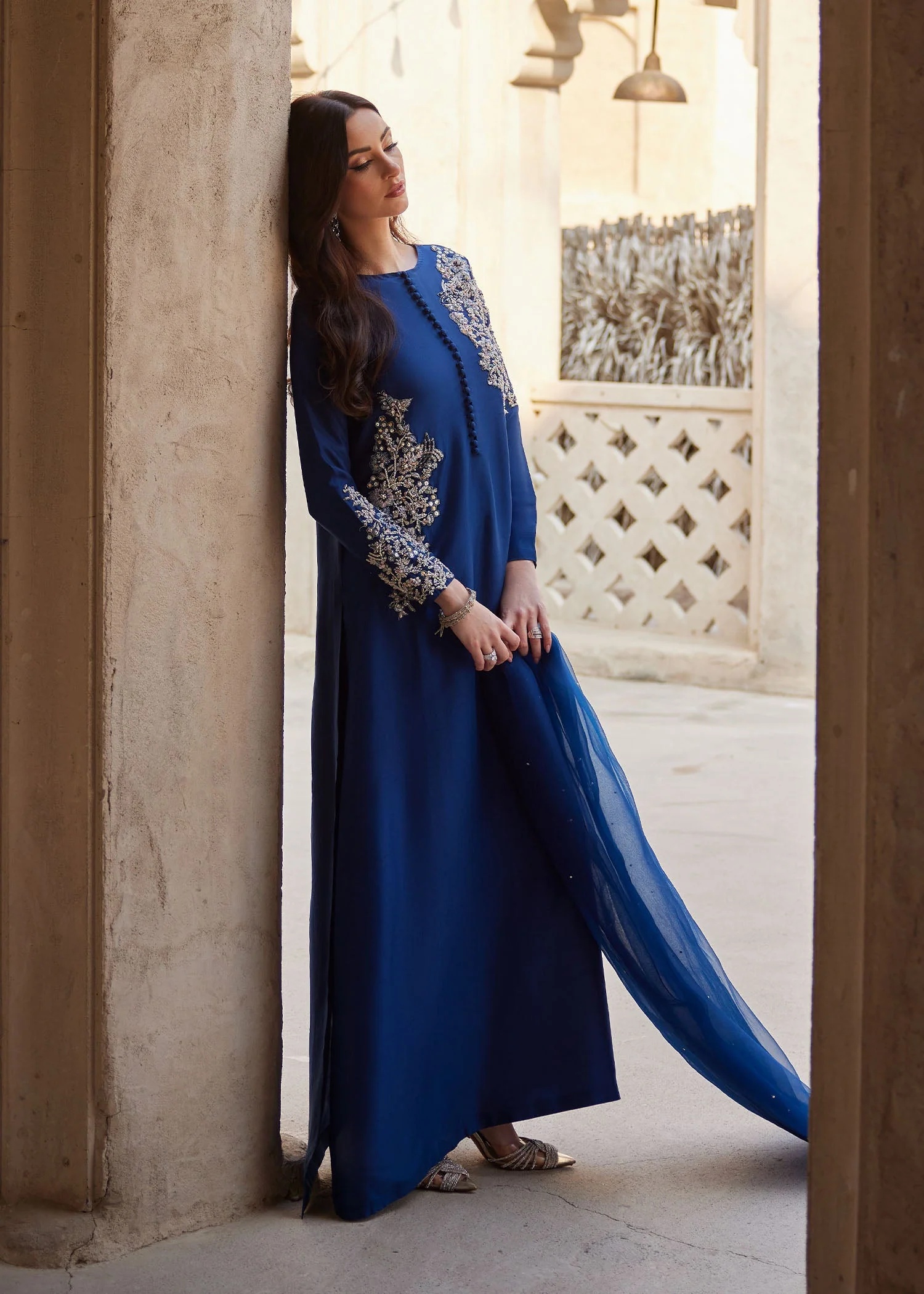 Huda Pakistani fashion outfit in blue, navy tones.
