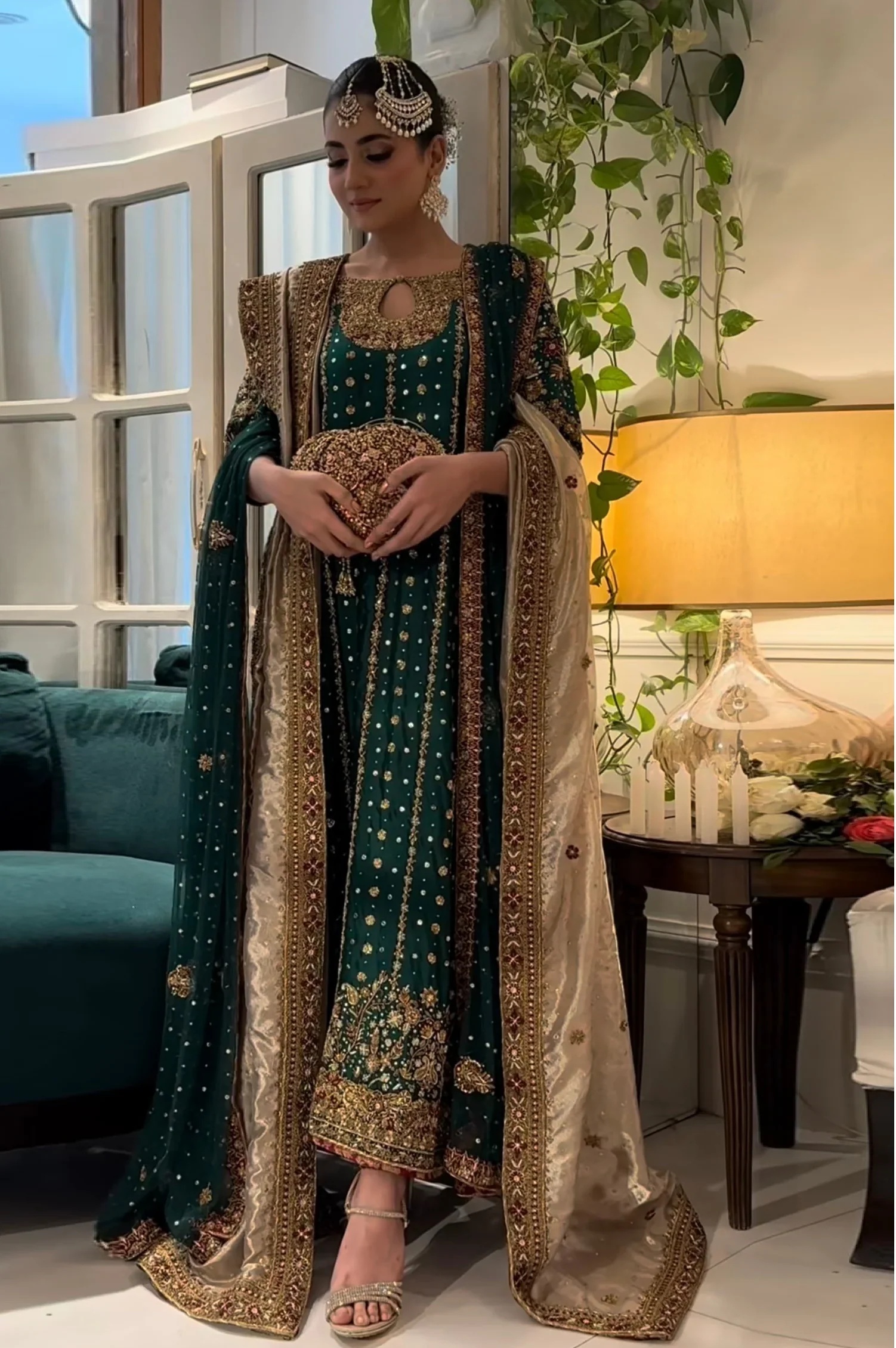 Mehru pakistani fashion outfit with coordinated formal styling.