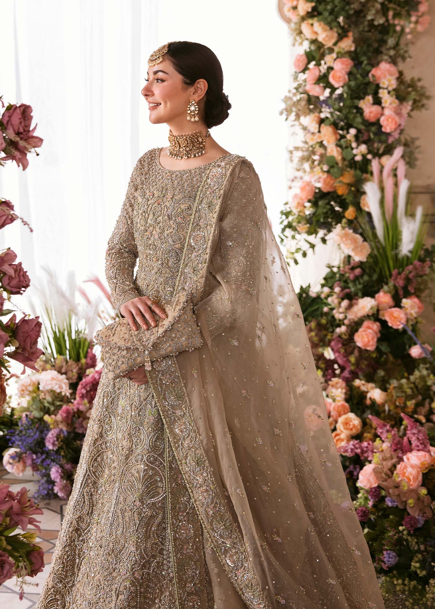 Minha pakistani fashion outfit in beige, gold tones.