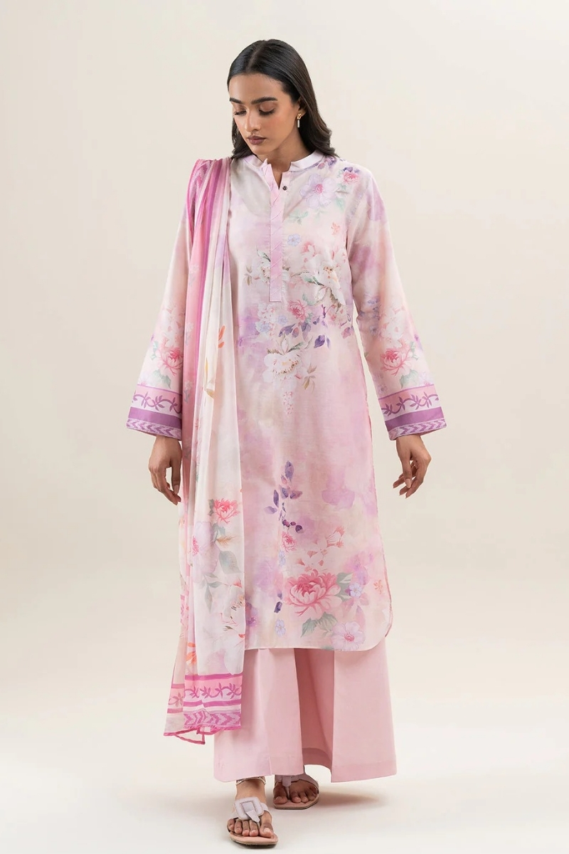 Mahnur Original - 3 Pcs Embroidered Luxury Lawn Suit with Lace and…