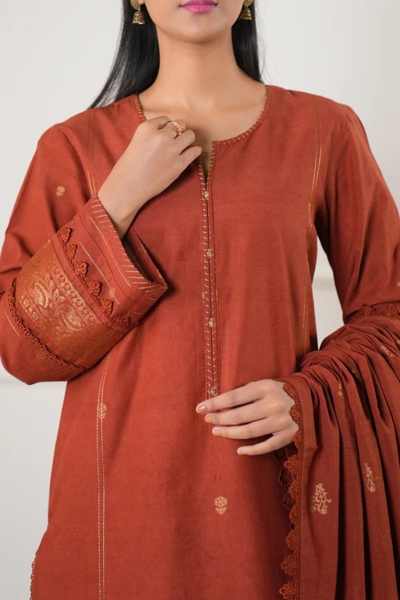 Saya Original - 3 Pcs Printed Lawn Suit with Lace and Hand Work…