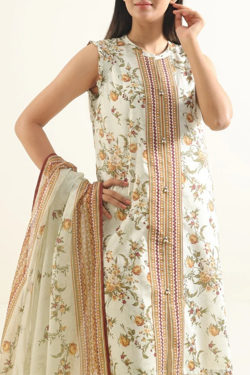 Saya Original - 3 Pcs Printed Lawn Suit with Lace and Hand Work…