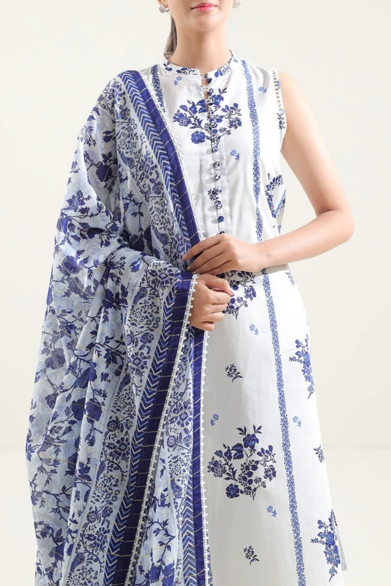 Saya Original - 3 Pcs Printed Lawn Suit with Lace and Hand Work…