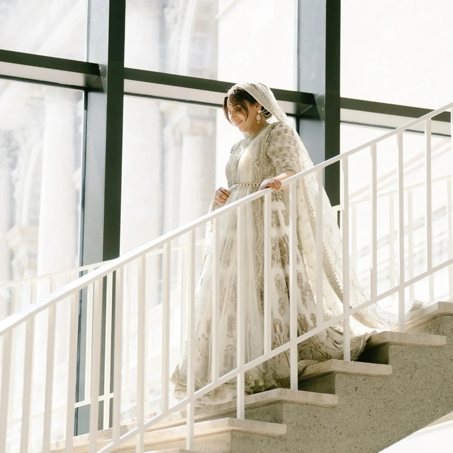 Saheda pakistani fashion outfit in ivory tones.