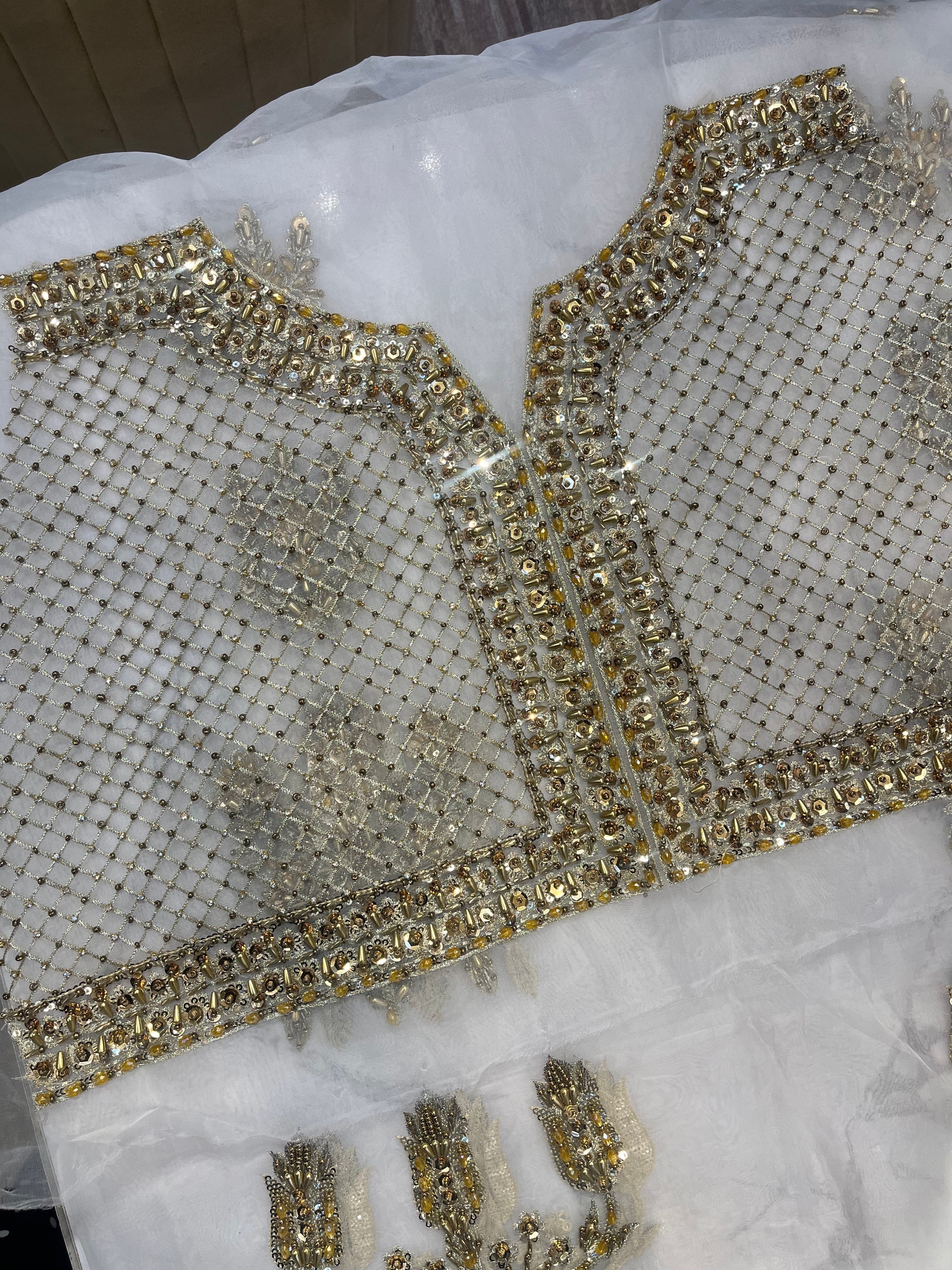 Saheda pakistani fashion outfit in ivory tones.