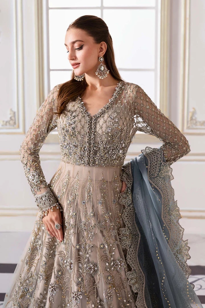 Serene pakistani fashion outfit with coordinated formal styling.