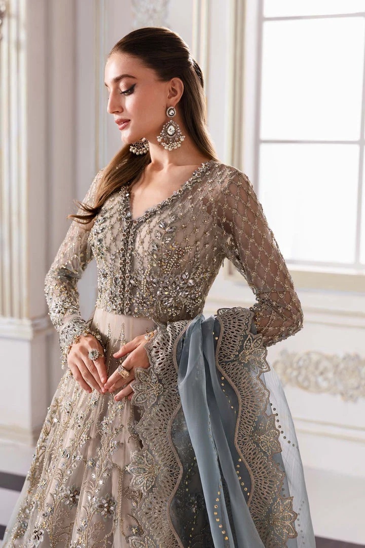 Serene pakistani fashion outfit with coordinated formal styling.