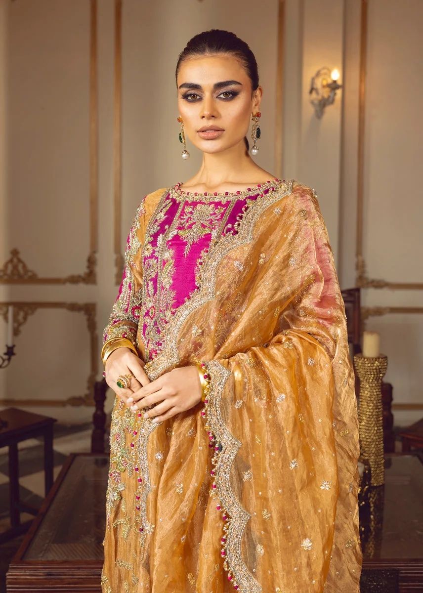 Sultanique pakistani fashion outfit in turquoise, green tones.