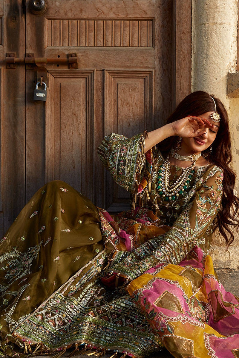 VIRAAS pakistani fashion outfit with coordinated formal styling.