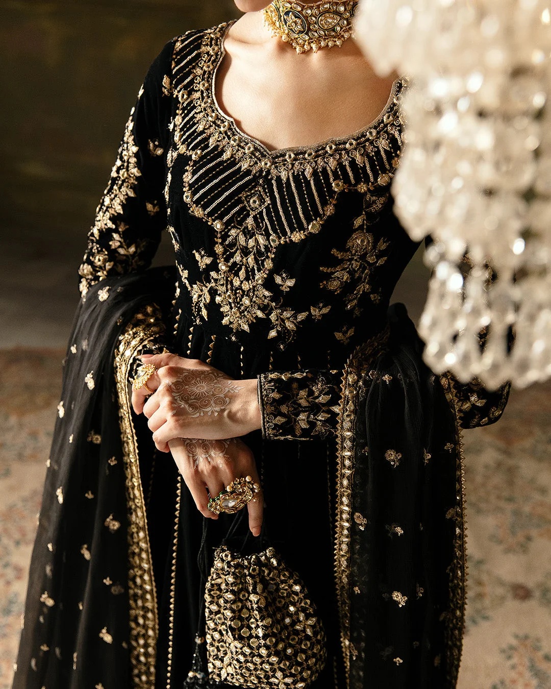 Venera Pakistani fashion outfit in black tones.