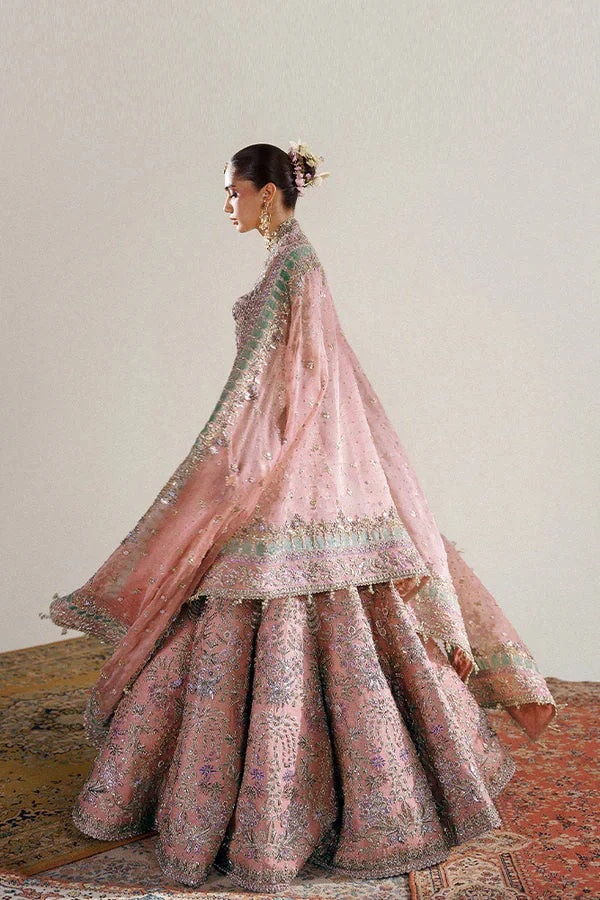 Zaleh pakistani fashion outfit with coordinated formal styling.